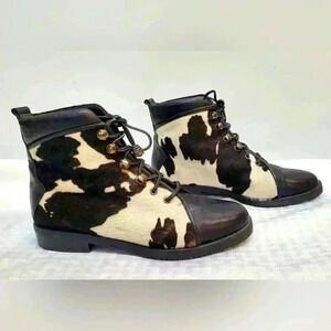 Stuart Weitzman Spanish crafted cowhide lace-up ankle boots ladies size 4